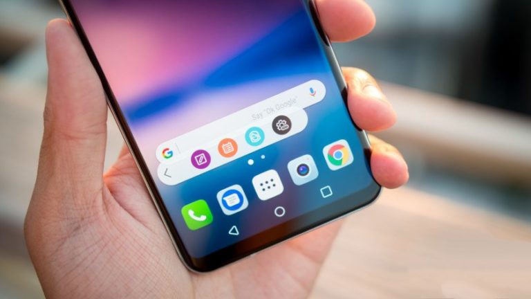 Download the LG V30 Floating Bar app on your phone