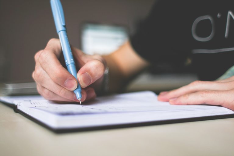 Some Awesome Pre starting tips for college essay