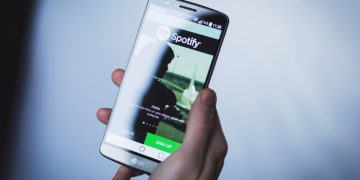 Download Spotify Premium APK 8.5.7.999 (Mod No Root)